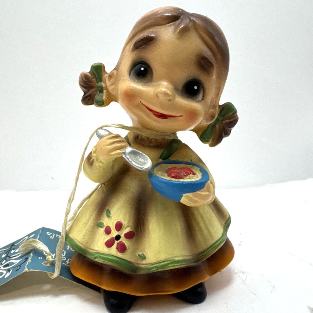 Josef Originals VTG Wee Folks Elf Girl Holding bowl of food Ceramic Figurine - Picture 2 of 11